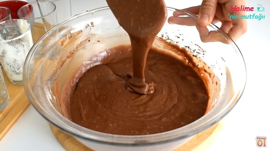 kakaolu kek hamuru hazırlanışı