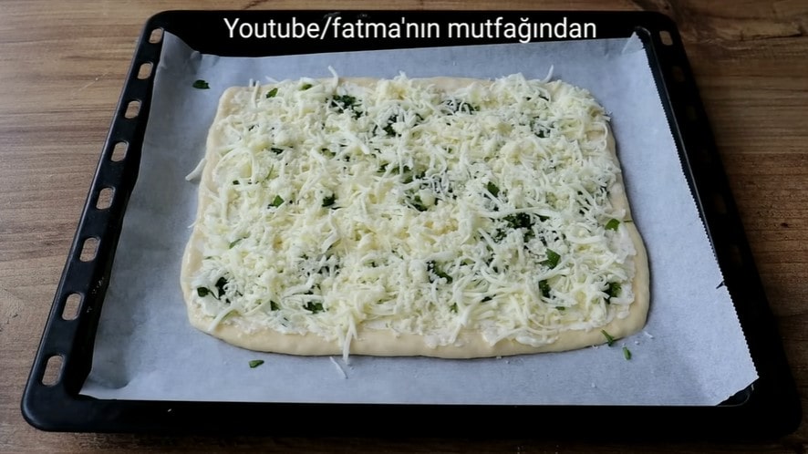 peynirli sarımsaklı ekmek nasıl yapılır